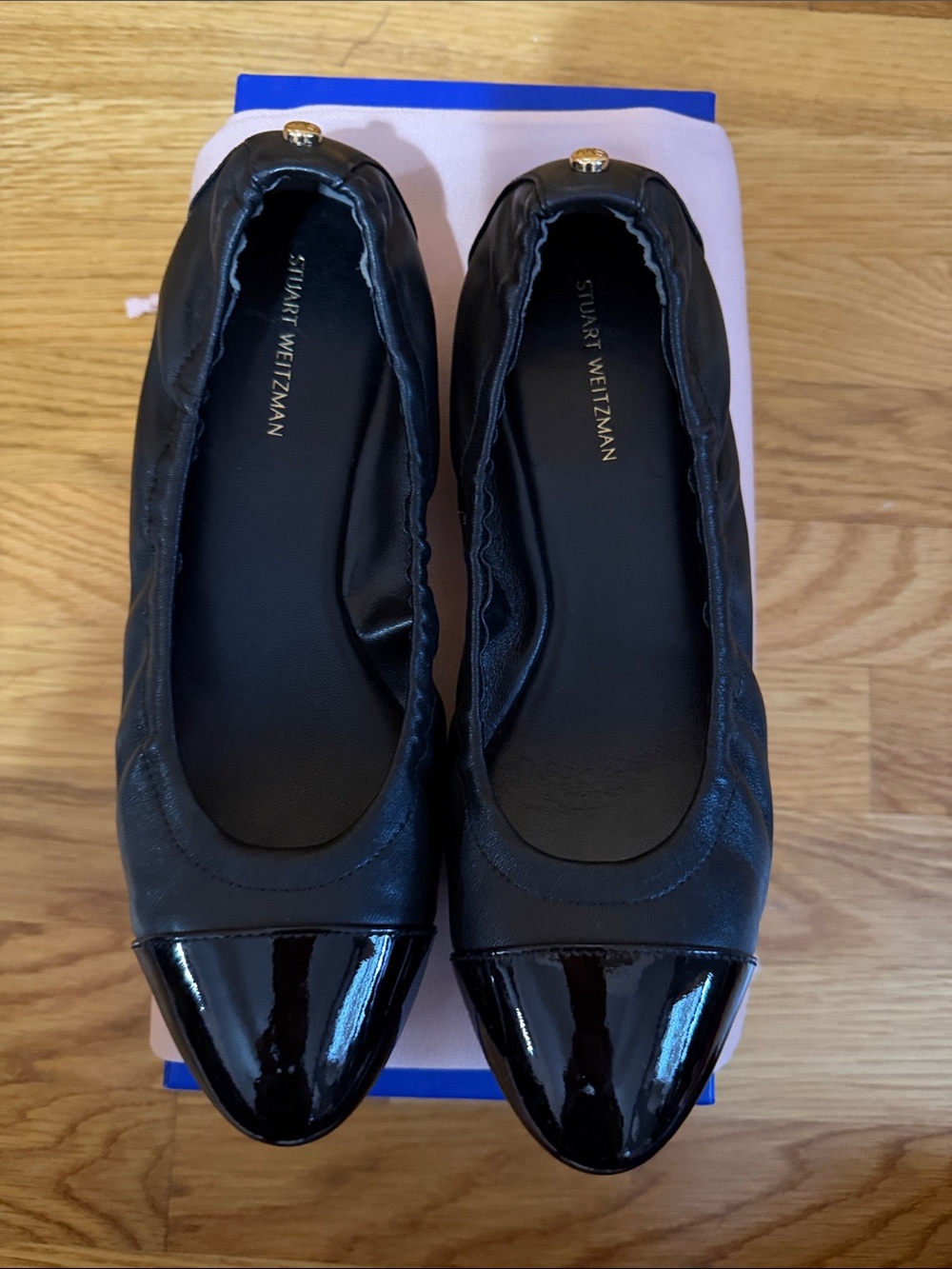 Stuart Weitzman Black Leather & Patent Leather Shoes - size 6.5 - Worn only once